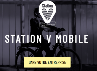 Logo Station V avec en fond une image sombre avec une cycliste